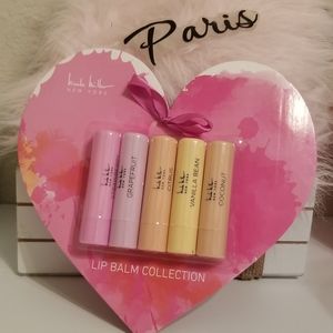 Nicole Miller 5 piece lip balm Gift Heart Set New